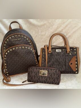 Complete Matching Set Michael Kors Jet Set Travel Bundle Bag Backpack Wallet EUC